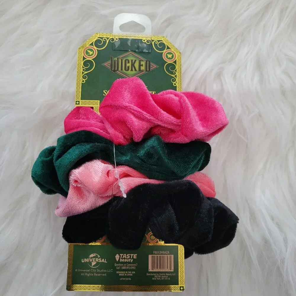 Wicked Velvet Scrunchie Set